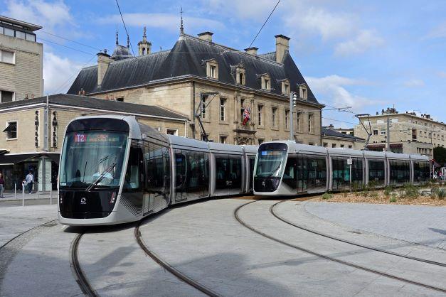 Immobilier - CENTURY 21 Bertin Immobilier - transports en commun, mobilités, stationnement, recharge véhicules électriques, réseau Twisto, tramway, bus, vélo