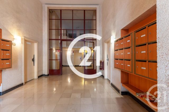 Appartement F3 à louer - 3 pièces - 78.0 m2 - CAEN - 14 - BASSE-NORMANDIE - Century 21 Bertin Immobilier Appartement F3 à louer - 3 pièces - 78.0 m2 - CAEN - 14 - BASSE-NORMANDIE - Century 21 Bertin Immobilier