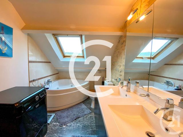 Afficher la photo en grand Appartement Duplex à vendre - 2 pièces - 56.0 m2 - CAEN - 14 - BASSE-NORMANDIE - Century 21 Bertin Immobilier