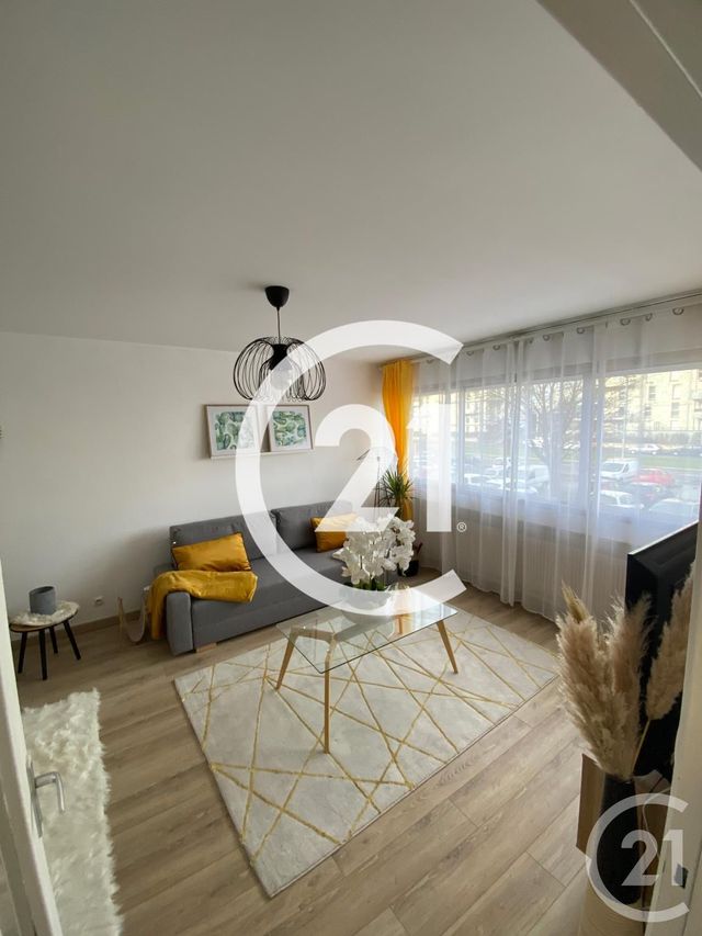 Appartement F1 à louer - 1 pièce - 36.9 m2 - HEROUVILLE ST CLAIR - 14 - BASSE-NORMANDIE - Century 21 Bertin Immobilier
