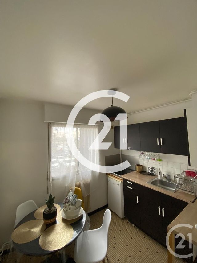 Appartement F1 à louer - 1 pièce - 36.9 m2 - HEROUVILLE ST CLAIR - 14 - BASSE-NORMANDIE - Century 21 Bertin Immobilier