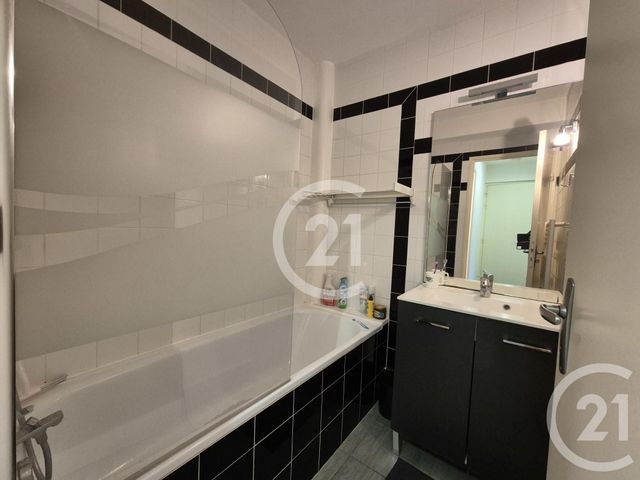 Appartement Studio à louer - 1 pièce - 19.0 m2 - CAEN - 14 - BASSE-NORMANDIE - Century 21 Bertin Immobilier