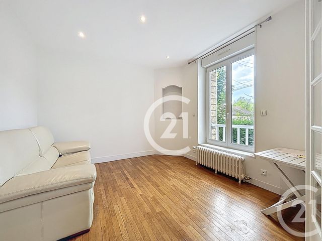 maison à louer - 8 pièces - 150.0 m2 - COLOMBELLES - 14 - BASSE-NORMANDIE - Century 21 Bertin Immobilier