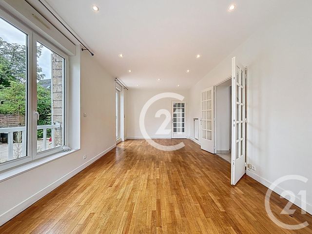 maison à louer - 8 pièces - 150.0 m2 - COLOMBELLES - 14 - BASSE-NORMANDIE - Century 21 Bertin Immobilier