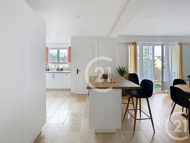 Appartement F3 à vendre - 3 pièces - 70.15 m2 - CAEN - 14 - BASSE-NORMANDIE - Century 21 Bertin Immobilier