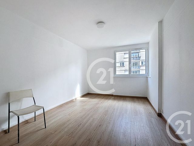 Afficher la photo en grand Appartement F4 à louer - 4 pièces - 74.85 m2 - CAEN - 14 - BASSE-NORMANDIE - Century 21 Bertin Immobilier