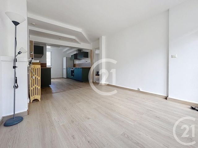 Afficher la photo en grand Appartement F4 à louer - 4 pièces - 74.85 m2 - CAEN - 14 - BASSE-NORMANDIE - Century 21 Bertin Immobilier