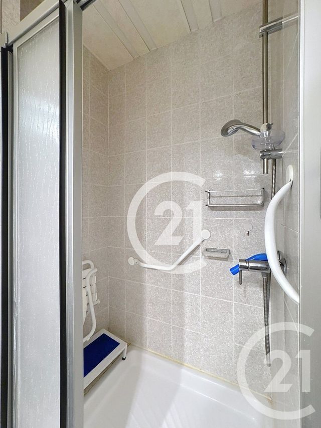 Appartement F3 à louer - 3 pièces - 85.0 m2 - CAEN - 14 - BASSE-NORMANDIE - Century 21 Bertin Immobilier