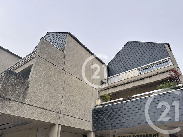 Appartement F3 à louer - 3 pièces - 85.0 m2 - CAEN - 14 - BASSE-NORMANDIE - Century 21 Bertin Immobilier