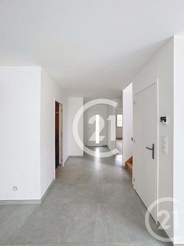 maison à louer - 6 pièces - 127.24 m2 - BLAINVILLE SUR ORNE - 14 - BASSE-NORMANDIE - Century 21 Bertin Immobilier