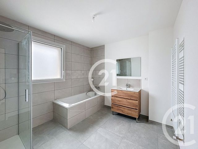 maison à louer - 6 pièces - 127.24 m2 - BLAINVILLE SUR ORNE - 14 - BASSE-NORMANDIE - Century 21 Bertin Immobilier