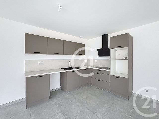 maison à louer - 6 pièces - 127.24 m2 - BLAINVILLE SUR ORNE - 14 - BASSE-NORMANDIE - Century 21 Bertin Immobilier