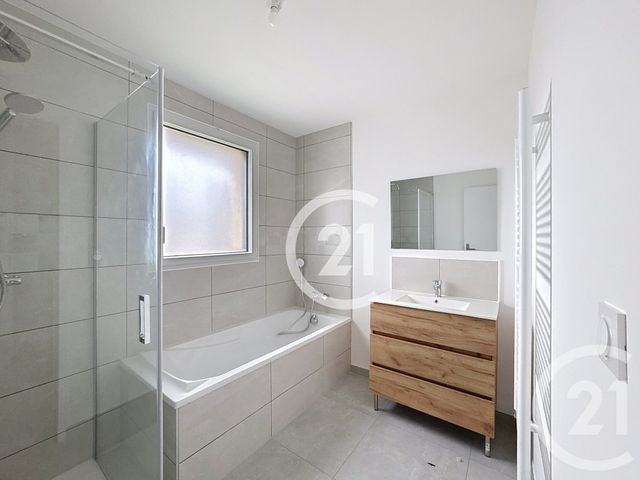 maison à louer - 5 pièces - 106.68 m2 - BLAINVILLE SUR ORNE - 14 - BASSE-NORMANDIE - Century 21 Bertin Immobilier