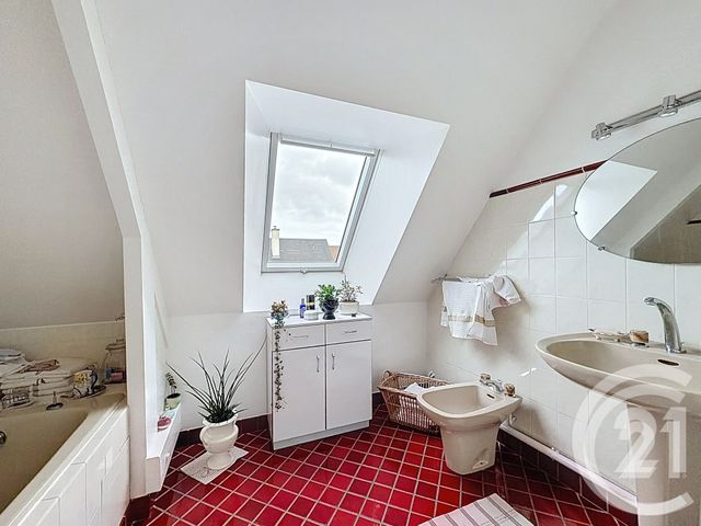 maison à vendre - 6 pièces - 160.0 m2 - LOUVIGNY - 14 - BASSE-NORMANDIE - Century 21 Bertin Immobilier