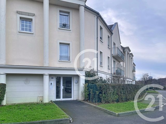 Appartement Duplex à louer - 2 pièces - 39.5 m2 - MONDEVILLE - 14 - BASSE-NORMANDIE - Century 21 Bertin Immobilier