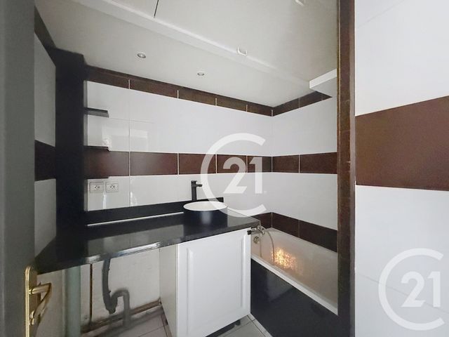 Appartement F2 à louer - 3 pièces - 55.68 m2 - CAEN - 14 - BASSE-NORMANDIE - Century 21 Bertin Immobilier