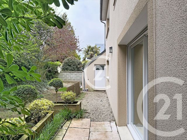 maison à louer - 7 pièces - 198.21 m2 - MATHIEU - 14 - BASSE-NORMANDIE - Century 21 Bertin Immobilier