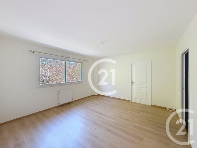 maison à louer - 7 pièces - 198.21 m2 - MATHIEU - 14 - BASSE-NORMANDIE - Century 21 Bertin Immobilier