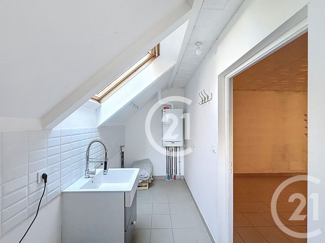 maison à louer - 7 pièces - 198.21 m2 - MATHIEU - 14 - BASSE-NORMANDIE - Century 21 Bertin Immobilier