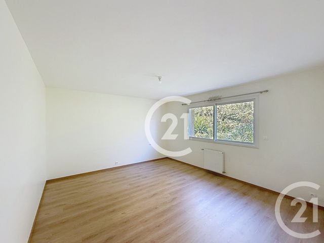 maison à louer - 7 pièces - 198.21 m2 - MATHIEU - 14 - BASSE-NORMANDIE - Century 21 Bertin Immobilier