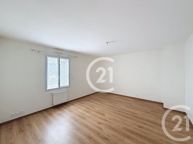 maison à louer - 7 pièces - 198.21 m2 - MATHIEU - 14 - BASSE-NORMANDIE - Century 21 Bertin Immobilier