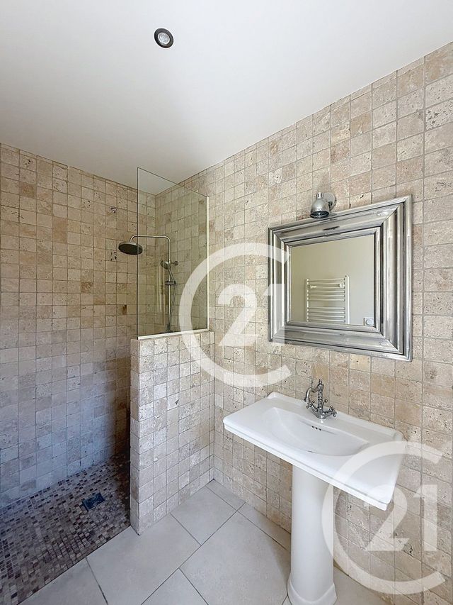 maison à louer - 7 pièces - 198.21 m2 - MATHIEU - 14 - BASSE-NORMANDIE - Century 21 Bertin Immobilier