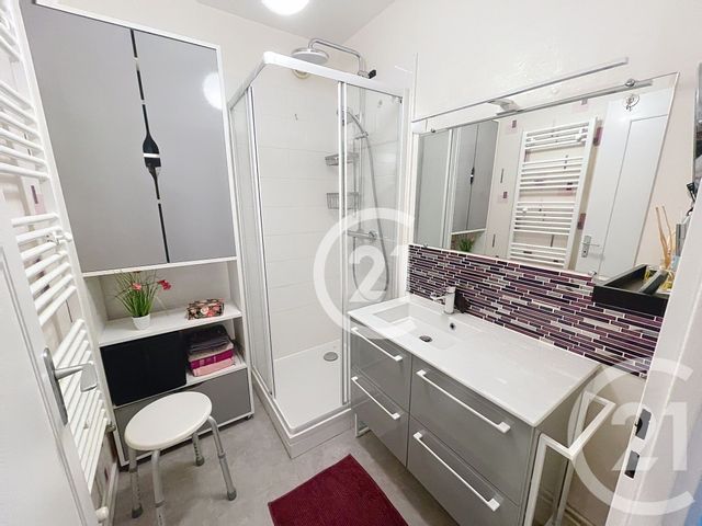 Appartement T5 à vendre - 5 pièces - 86.12 m2 - CAEN - 14 - BASSE-NORMANDIE - Century 21 Bertin Immobilier