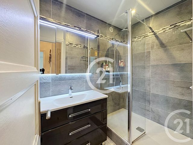 Appartement F3 à vendre - 3 pièces - 77.5 m2 - CAEN - 14 - BASSE-NORMANDIE - Century 21 Bertin Immobilier