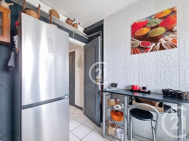 Afficher la photo en grand Appartement F3 à vendre - 3 pièces - 55.68 m2 - CAEN - 14 - BASSE-NORMANDIE - Century 21 Bertin Immobilier